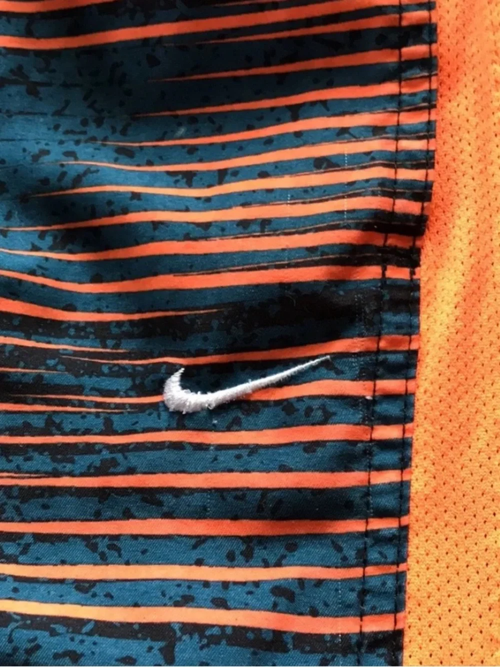 Nike teal orange modern stripe splatter board shorts L